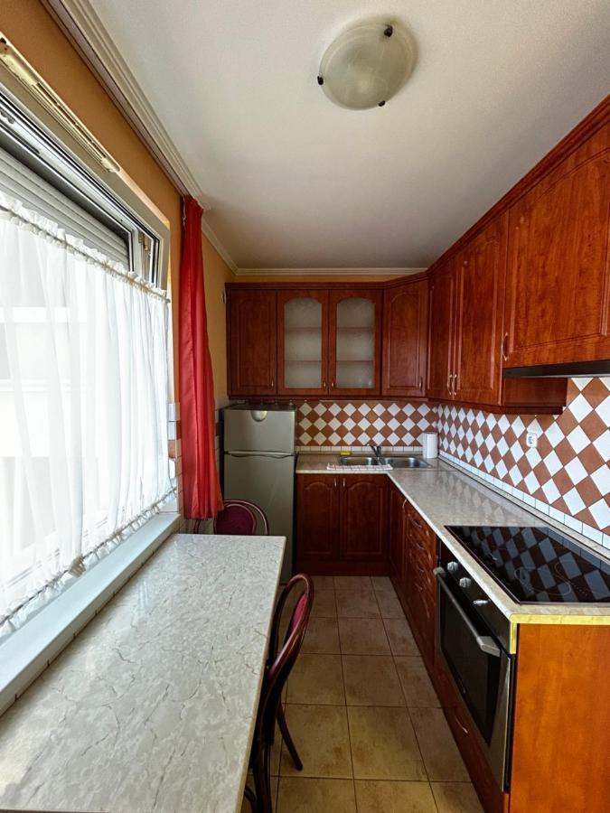 Backstage Apartment Дьор Екстериор снимка