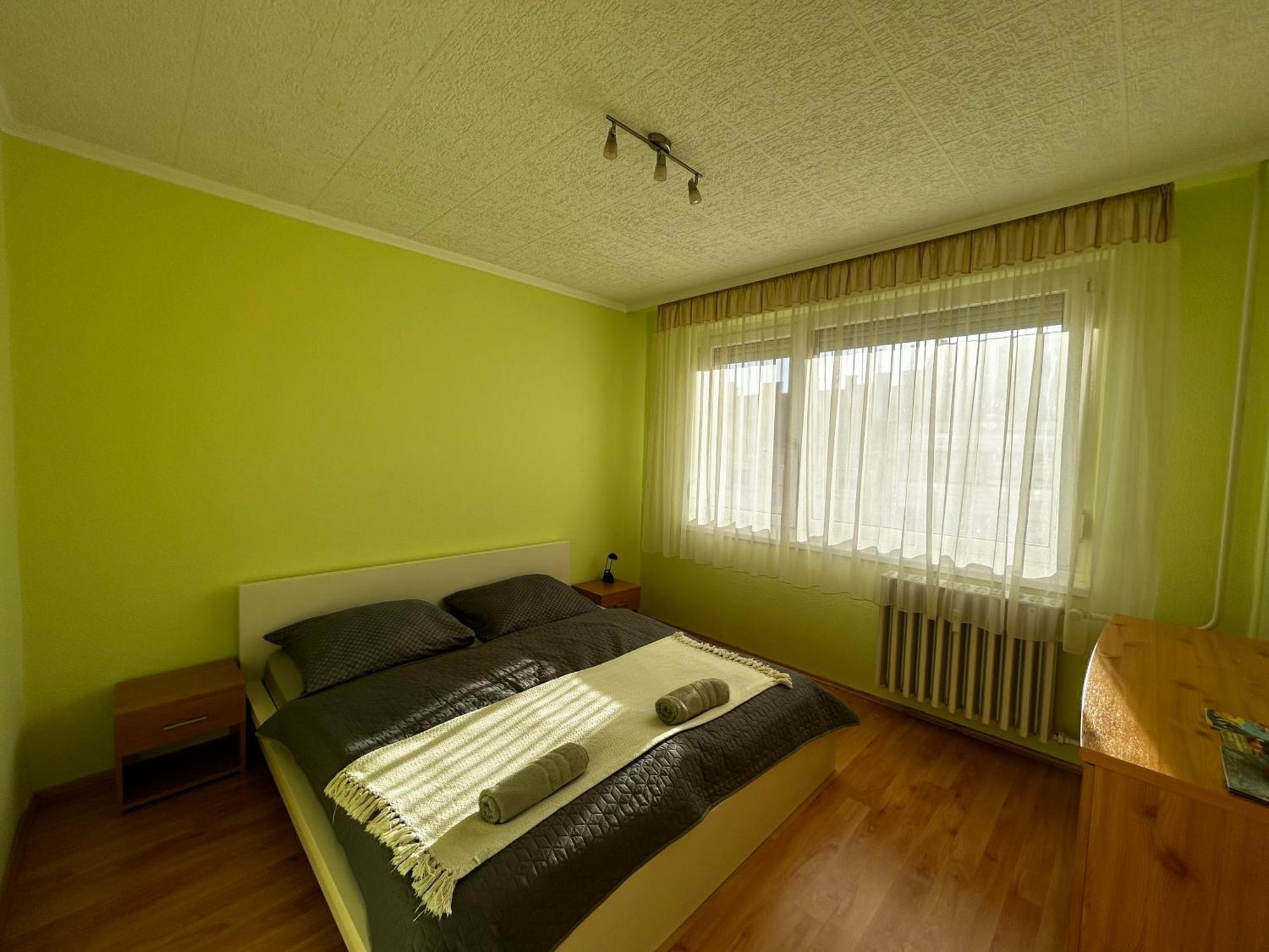 Backstage Apartment Дьор Екстериор снимка